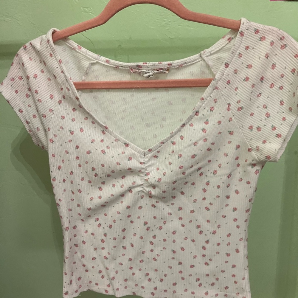 Women's White and Pink Floral Top